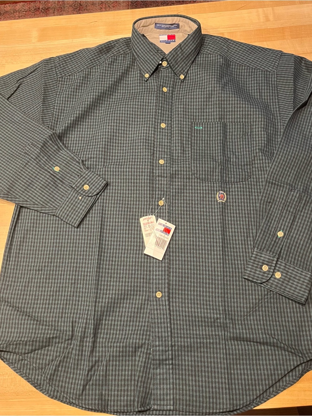 Tommy Hilfiger Men’s Dark Green Plaid Button-Down Shirt